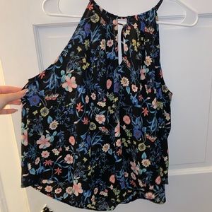 Cute medium size top